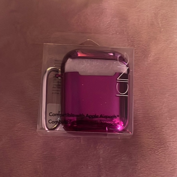 METALLIC MAGENTA AIRPODS CASE WITH SILVER CLIP NIB - Picture 8 of 8